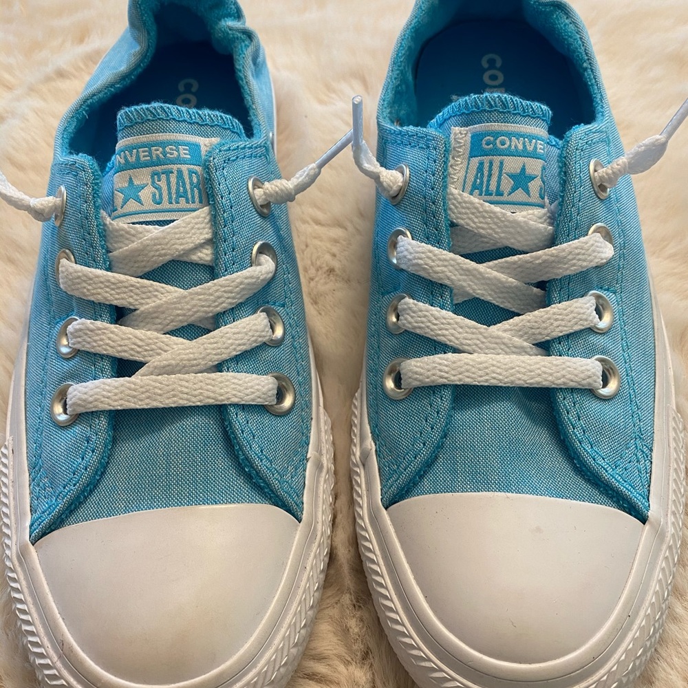 Converse light blue 6.5
